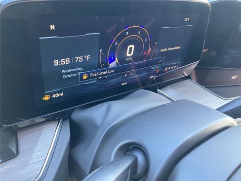 New 2026 Chevrolet Suburban Premier image 12