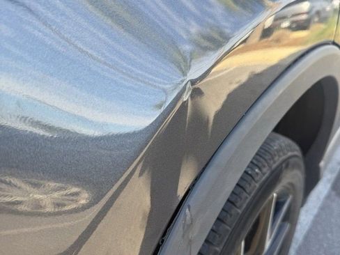 Used 2017 Toyota RAV4 SE image 2