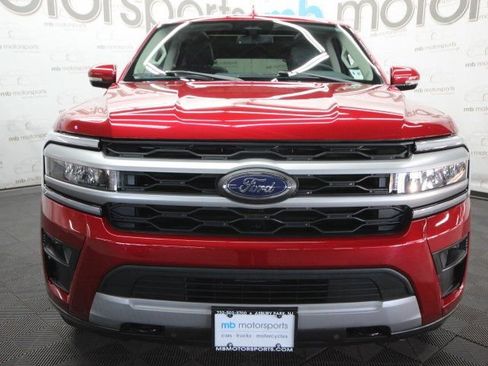 Used 2022 Ford Expedition Max XLT image 15