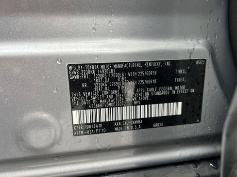 Used 2021 Toyota RAV4 XLE Premium image 39