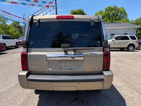 Used 2006 Jeep Commander Limited AWD/4WD image 5