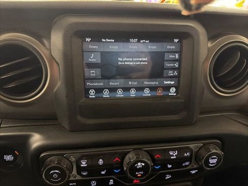 Used 2019 Jeep Wrangler Unlimited Sport S AWD/4WD image 6