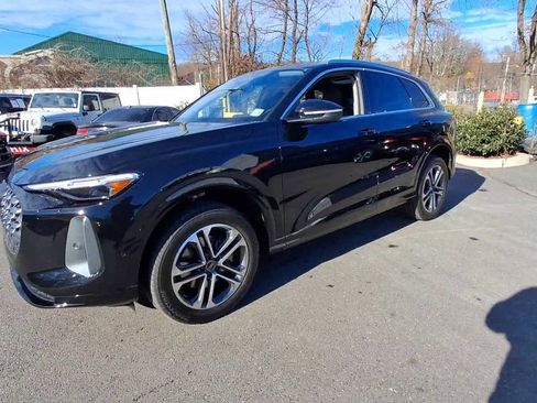 Certified 2025 Audi Q5 Premium Plus w/ Premium Plus image 4