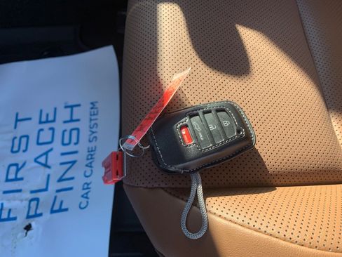 New 2025 Toyota Crown Signia Limited image 34