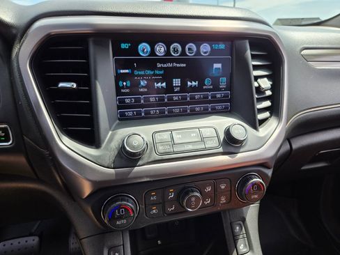 Used 2017 GMC Acadia SLT AWD/4WD image 27