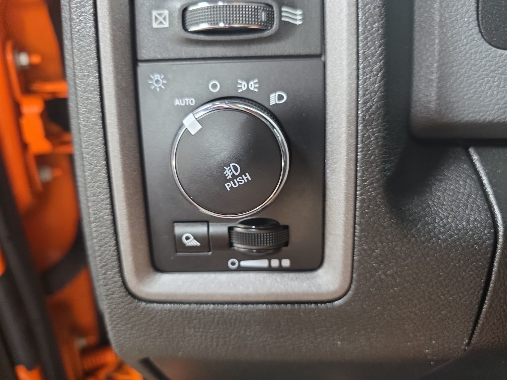 Used 2019 RAM 1500 Express w/ Ignition Orange Sport Package AWD/4WD image 27