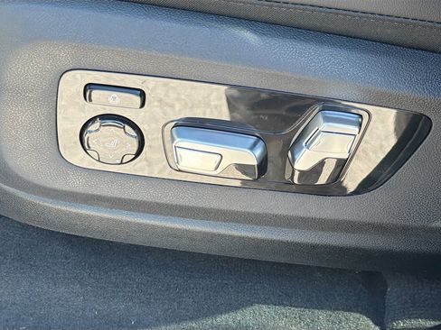 New 2026 BMW X7 xDrive40i w/ M Sport Package image 25