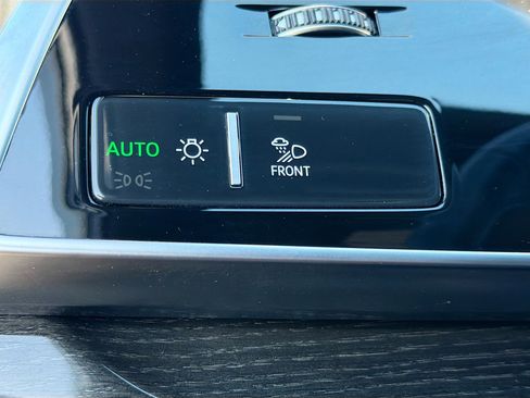 Used 2025 Audi Q7 3.0T Prestige image 36