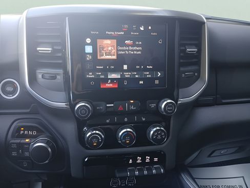 Used 2025 RAM 1500 Big Horn AWD/4WD image 11