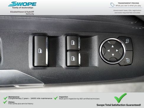 Used 2025 Ford Mustang Premium RWD image 17