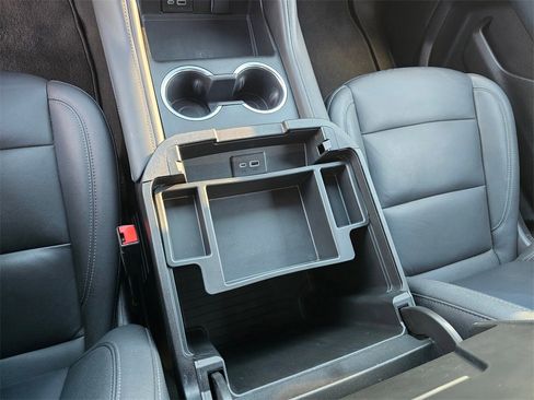 Used 2024 Chevrolet Tahoe Z71 image 30