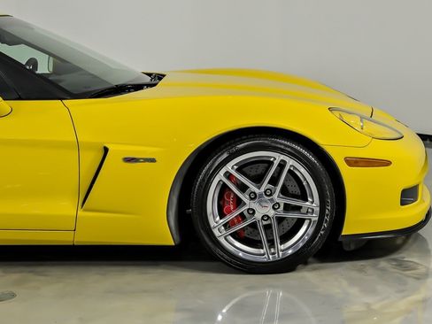 Used 2006 Chevrolet Corvette Z06 w/ Preferred Equipment Group image 15