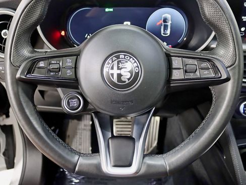 Used 2024 Alfa Romeo Stelvio Ti AWD/4WD image 16