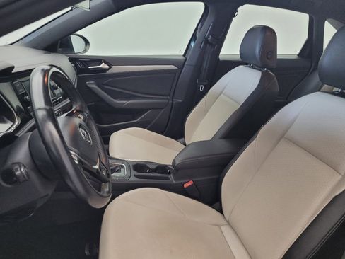 Used 2019 Volkswagen Jetta R-Line FWD image 17