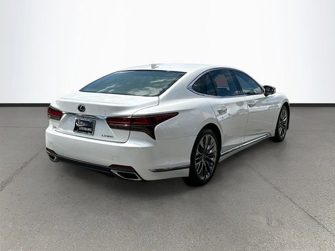 Used 2022 Lexus LS 500 w/ Accessory Package (Z2) RWD image 7