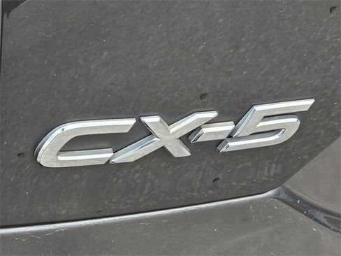 Used 2017 MAZDA CX-5 Touring w/ I-ACTIVSENSE Package image 15