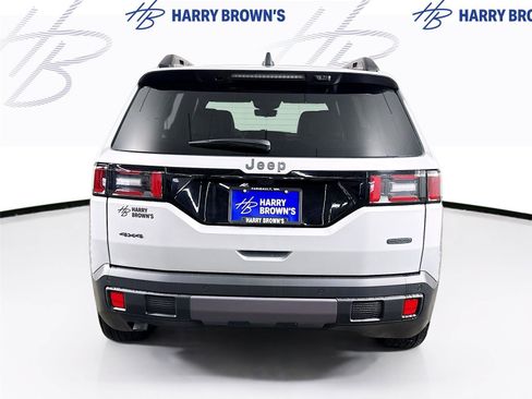 New 2026 Jeep Cherokee Overland w/ Trailer Tow Group AWD/4WD image 33