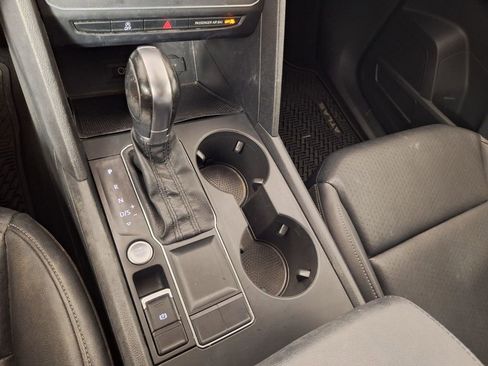 Used 2019 Volkswagen Atlas SE w/ Towing Package FWD image 10