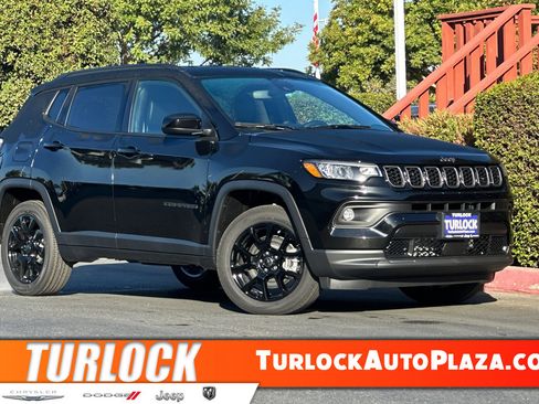 New 2026 Jeep Compass Latitude image 1
