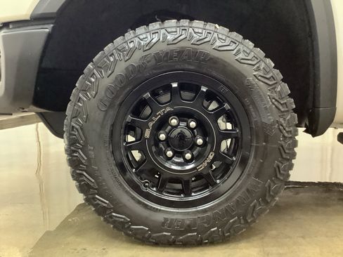 New 2026 GMC Sierra 1500 AT4X w/ AT4X AEV Edition image 33