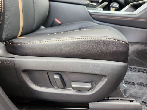 New 2025 MAZDA CX-90 Plug-In Hybrid w/ Premium Plus image 19