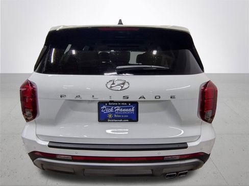 Used 2023 Hyundai Palisade Limited w/ Cargo Package image 14