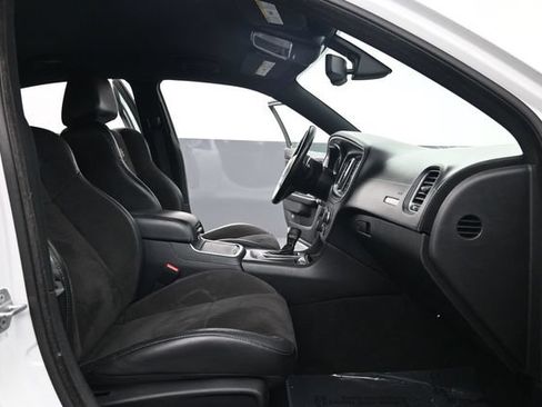 Used 2019 Dodge Charger Scat Pack w/ Plus Group RWD image 22