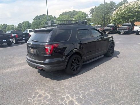Used 2018 Ford Explorer Sport w/ Equipment Group 401A AWD/4WD image 12