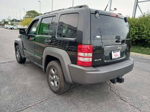 Used 2011 Jeep Liberty Renegade AWD/4WD image 7