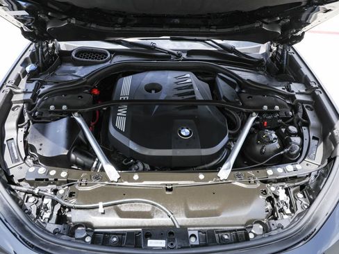 Used 2024 BMW 740i RWD image 18
