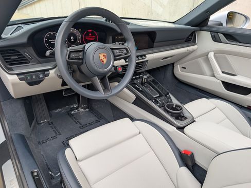 New 2025 Porsche 911 Carrera image 5