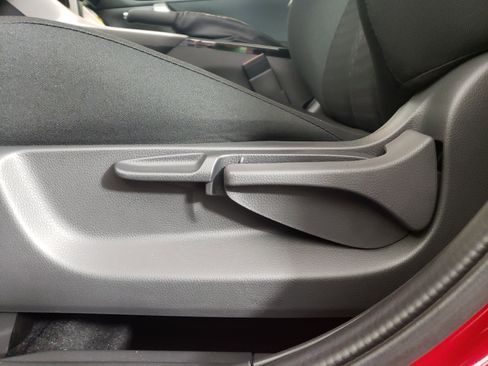 New 2026 Mitsubishi Eclipse Cross ES image 9