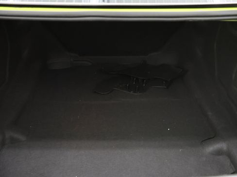 Used 2020 Chevrolet Camaro SS RWD image 27