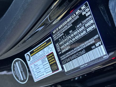 Used 2024 Mercedes-Benz GLE 350 4MATIC image 27