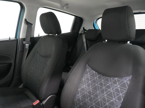 Used 2019 Chevrolet Spark LT image 11