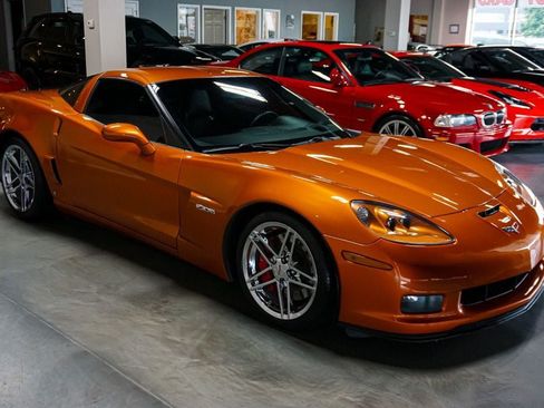 Used 2008 Chevrolet Corvette Z06 w/ Preferred Equipment Group RWD image 4