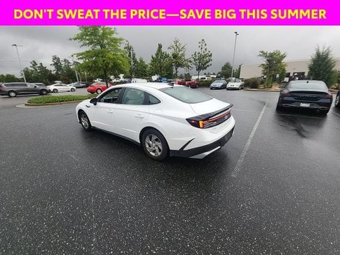 Certified 2025 Hyundai Sonata SE FWD image 9