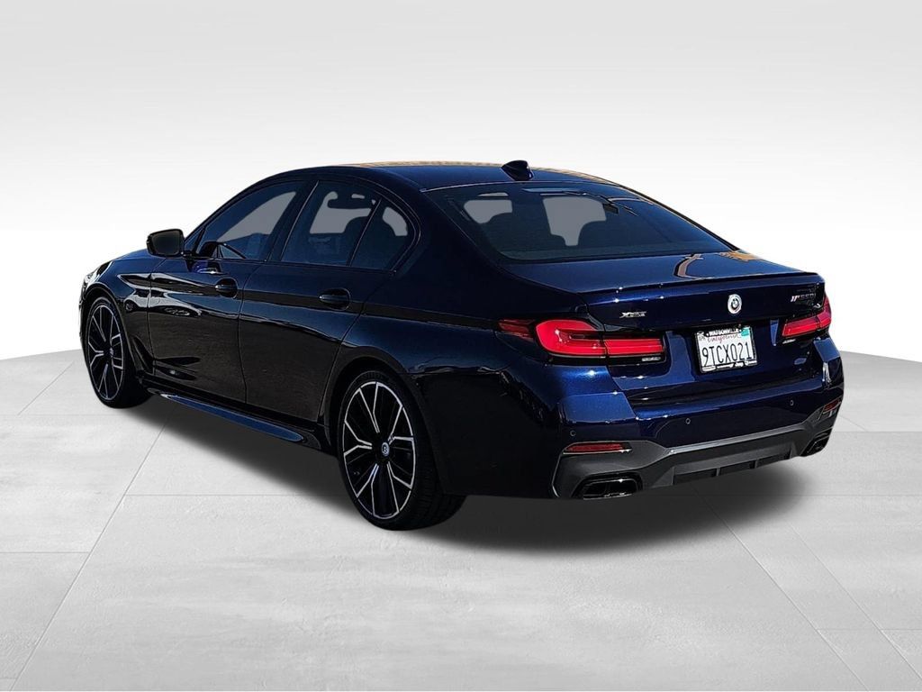 Used 2023 BMW M550i xDrive w/ Executive Package AWD/4WD image 5