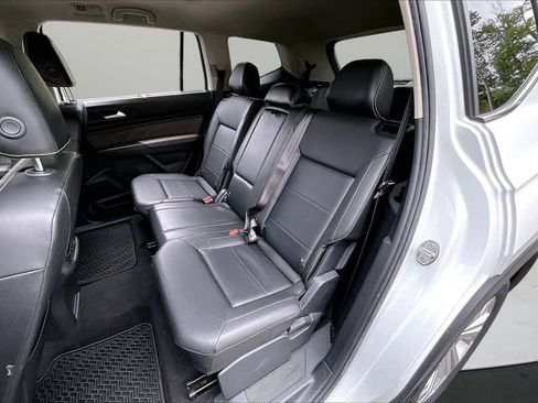 Used 2023 Volkswagen Atlas SE FWD image 23