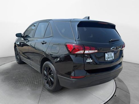 Used 2024 Chevrolet Equinox LS w/ LS Convenience Package FWD image 5