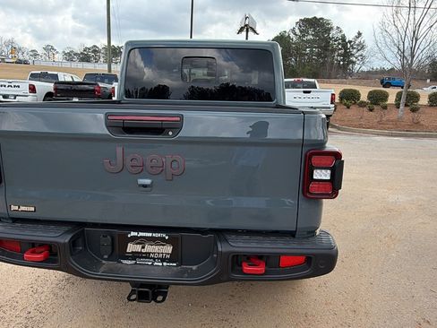 New 2026 Jeep Gladiator Rubicon image 9