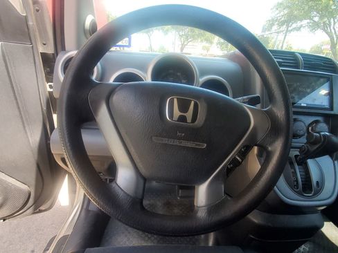 Used 2004 Honda Element EX image 14