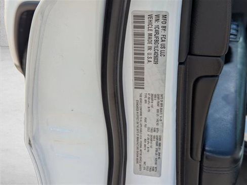 Used 2020 Jeep Grand Cherokee Limited AWD/4WD image 26