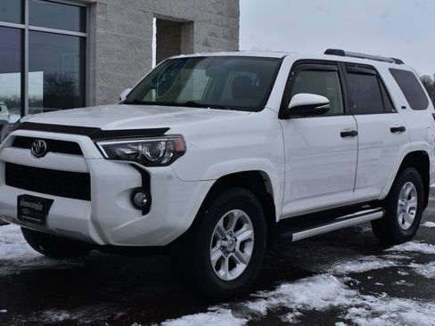 Used 2019 Toyota 4Runner SR5 Premium image 12