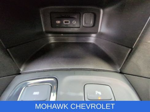 Certified 2023 Chevrolet Equinox RS AWD/4WD image 44