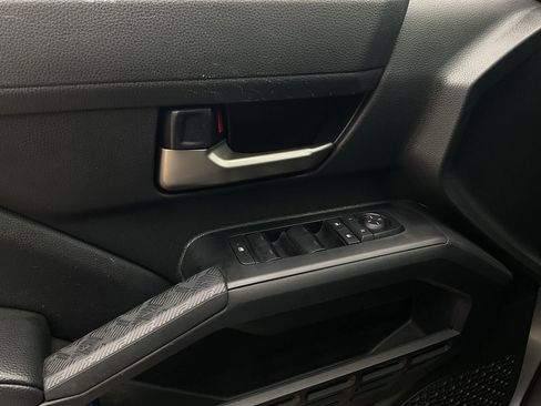 Used 2025 Toyota Tacoma TRD Off-Road AWD/4WD image 20