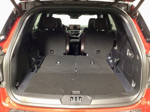 New 2026 Ford Explorer Platinum w/ LUX Leather Package image 30