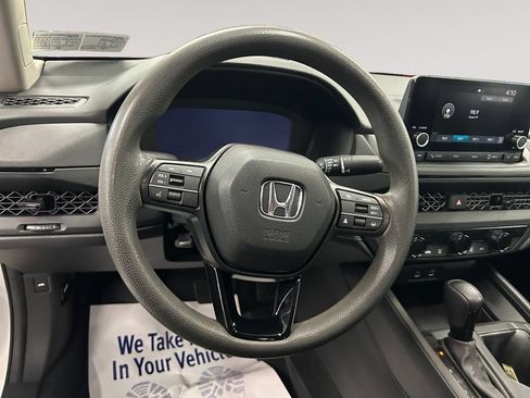 Used 2023 Honda Accord LX image 12