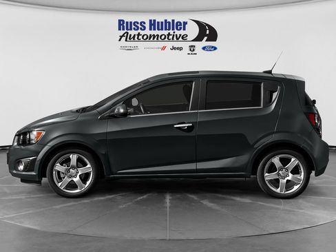 Used 2015 Chevrolet Sonic LT FWD image 3