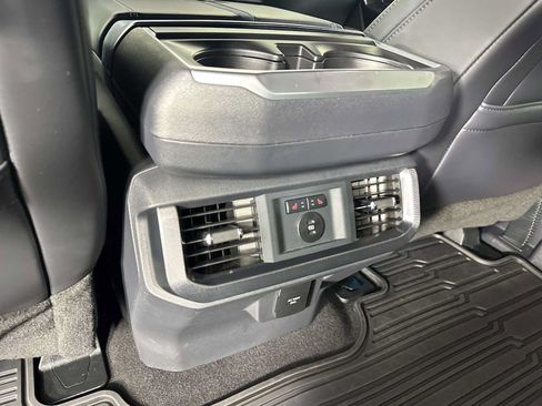 Used 2025 Ford F150 Platinum w/ Equipment Group 702A High AWD/4WD image 31